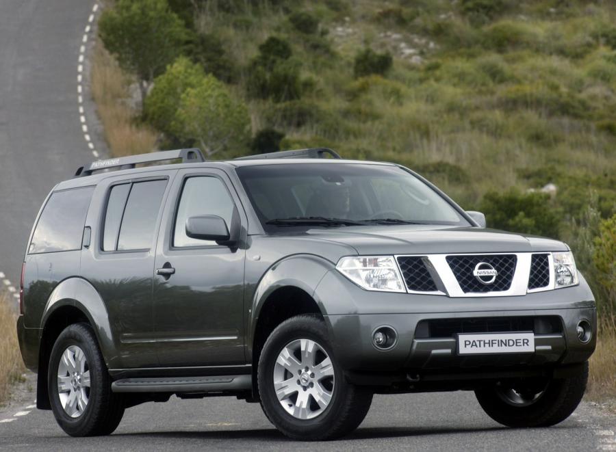  Nissan Pathfinder 2004 года  (фото 14 из 19)